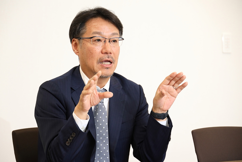 豊田智洋氏（三菱UFJ eスマート証券 取締役専務執行役員）